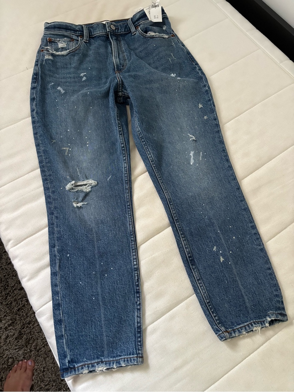 NWT Abercrombie & Fitch Distressed Blue Mom Jeans